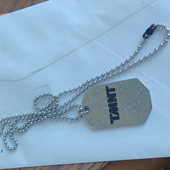 Teenage Mutant Ninja Turtles Dog Tag Necklace - Picture 2 of 4